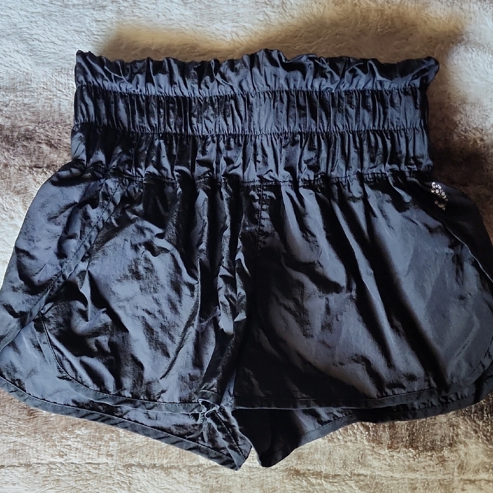 Black Free Peiple Women's Highwaisted Shorts